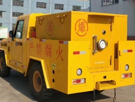 清远凯龙爆破器材运输车：保障爆破任务的安全运行